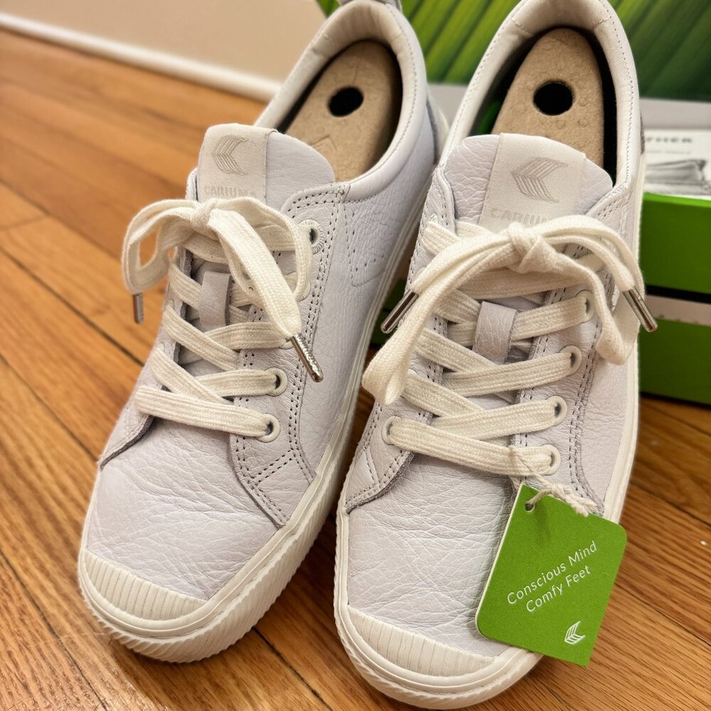 Cariuma OCA Low White Premium Leather Sneaker